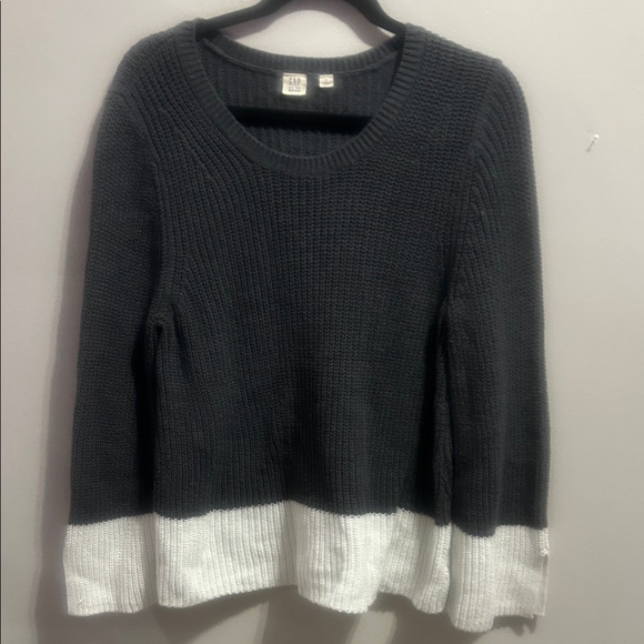 GAP Sweaters - GAP Charcoal and White Crew Neck Sweater